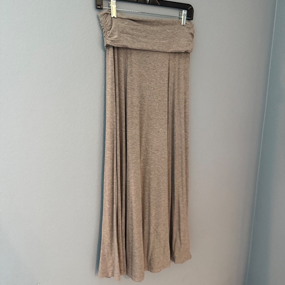 Y2K fold over Skirt - Picture 3 of 3